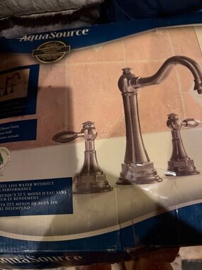 Antique Bronze Widespread Bathroom Faucet - Oil Rubbed Bronze